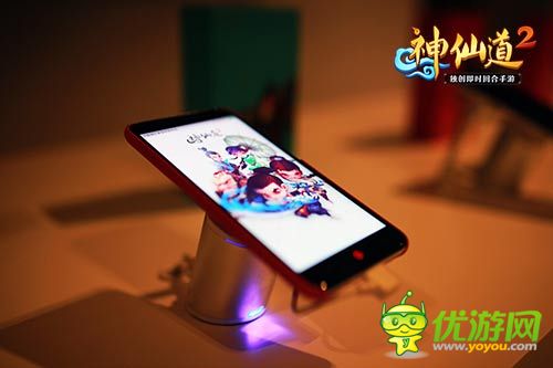 《神仙道2》手游首度亮相与360手机N4携手推限量版定制机