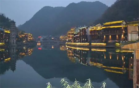 窮游助手
