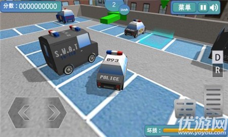 3D警车停车场截图欣赏